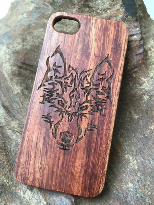 Ốp gỗ iphone 6/6s - Họa tiết đầu sói